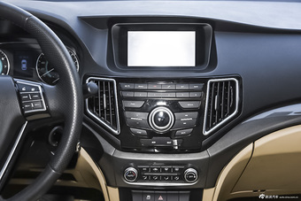 2015款长城C30 1.5L自动舒适型