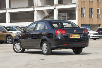 2015款凯越1.5L自动经典型