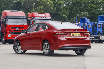 2016款领动 1.6L自动智炫精英型