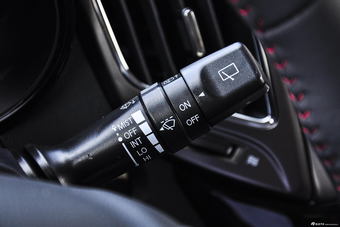 2016款长安CS15 1.5L手动豪华版