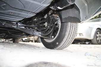 2014款荣威550S 1.8L自动智选版