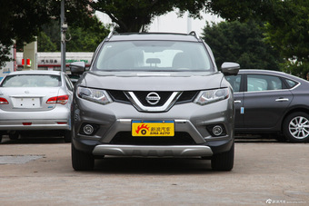 2014款奇骏2.5L自动XV NAVI四驱至尊版