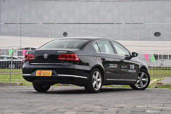 2015款迈腾2.0TSI尊贵型