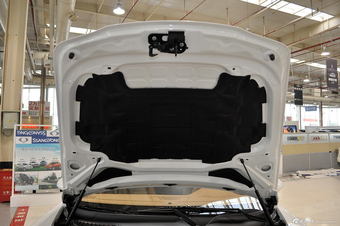 2010款保时捷 Panamera 4S 4.8L