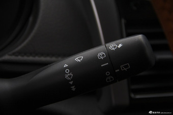 2014款YARiS L 致炫1.5L自动炫动版