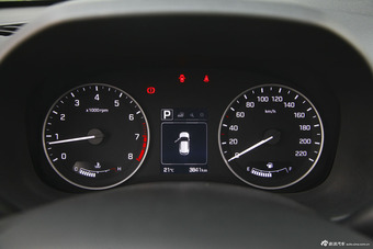 2015款ix25 2.0L 自动四驱尊贵型