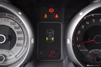 2016款帕杰罗（进口）3.0L自动尊贵版 国5