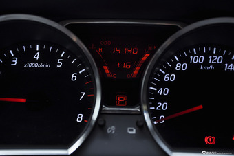 2013款骊威1.6XL CVT豪华版