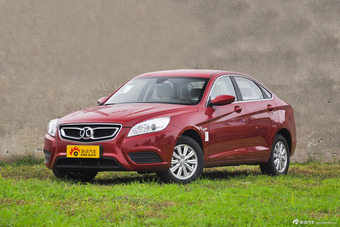 2014款绅宝D50 1.5L手动标准版图片