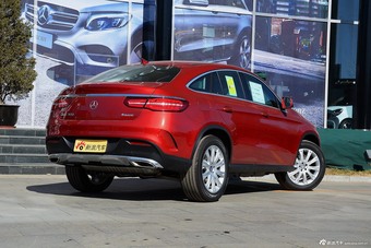 2015款奔驰GLE级 320 3.0T自动运动SUV