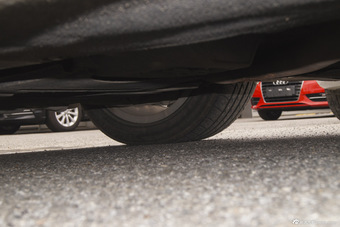 2015款奥迪A4L 35TFSI自动技术型