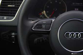 2015款奥迪Q5 40TFSI技术型