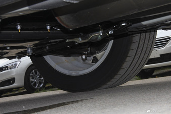 2015款东风标致3008 2.0L自动经典型