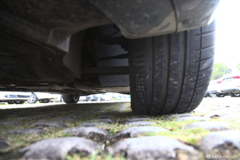 2015款迈腾2.0T自动改款旗舰型