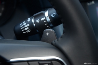 2016款捷豹XF 3.0T自动两驱风华版