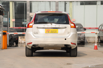 2016款沃尔沃XC60 2.5T自动 T6 AWD智越版
