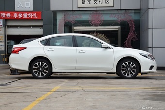 2016款天籁2.5L自动 XL-UpperNAVI Tech智尊版