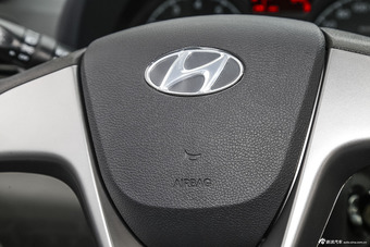 2016款瑞纳1.4L自动时尚型