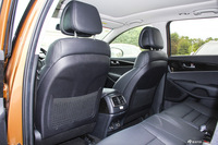 2015款索兰托L 2.2T自动柴油四驱精英版 5座