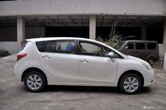 2014款逸致180E CVT精英多功能版