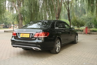 2014款奔驰E 300L运动轿车