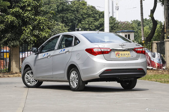 2016款海马M3 1.5L手动智能舒适型