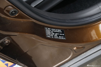 2015款骏派D60 1.8L自动尊贵型