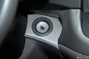 2011款金杯海狮2.0L豪华型