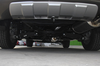 2015款哈弗H6升级版1.5T手动四驱精英型