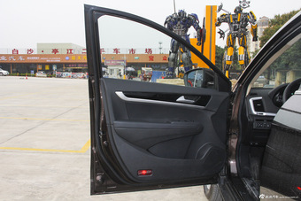 2015款风神AX7 2.0L自动智逸型