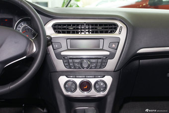 2013款标致301 1.6L自动尊贵版到店实拍