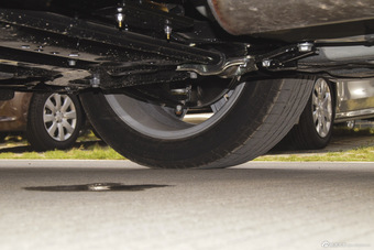 2015款东风标致3008 2.0L手动经典版