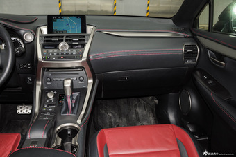 2015款雷克萨斯NX 200t全驱 F SPORT