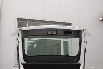 2015款科鲁兹掀背1.6L手动舒适型