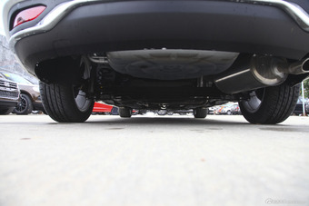 2015款众泰Z500 1.5T自动尊贵型