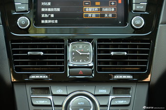 2015款红旗H7 1.8T自动豪华型