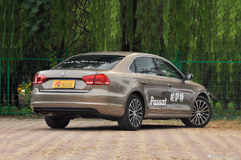 2014款帕萨特2.0T DSG至尊版