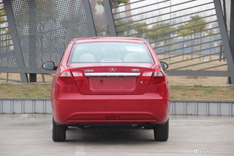 和悦iEV 纯电动轿车到店实拍