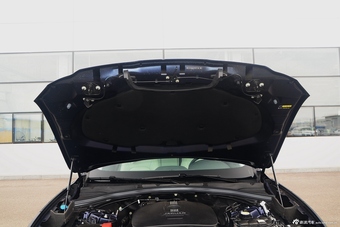 2016款捷豹F-PACE 2.0T自动都市尊享版