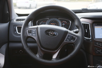 2015款海马S7 1.8T自动改款纵骋型