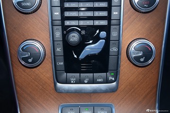 2015款沃尔沃S60L 2.0T自动 E驱混动 智越版