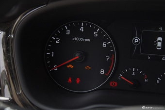 2015款起亚K4 1.6T自动Special