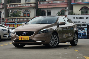 2016款沃尔沃V40 2.0T自动 T4 智雅版