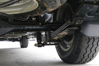 2016款睿行M90 2.0L手动标准型平顶掀背门