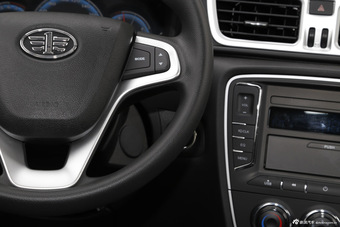 2015款骏派D60 1.8L自动舒适型