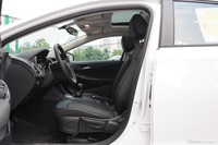 2016款科鲁兹1.5L手动精英版