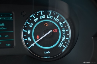 2016款瑞风M52.0T自动汽油商务版