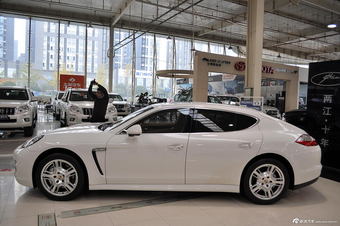 2010款保时捷 Panamera 4S 4.8L