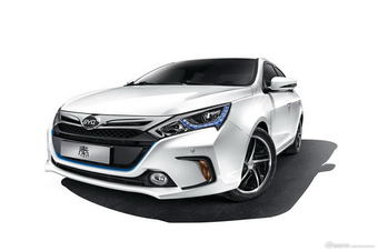 2014款比亚迪秦官方图