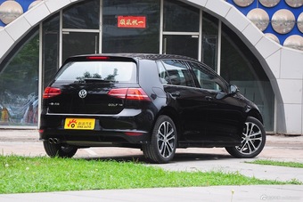 2015款高尔夫1.4TSI手动R-Line